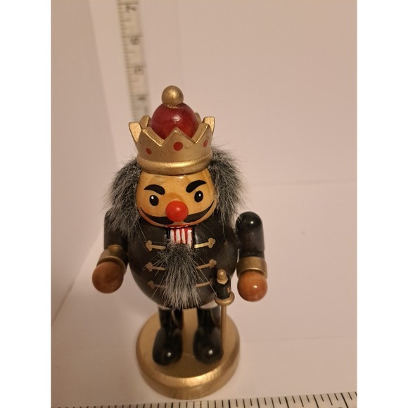 5" Nutcracker - Picture 2 of 7